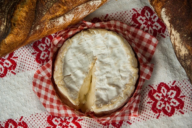 Czy ser camembert jest serem pleśniowym?